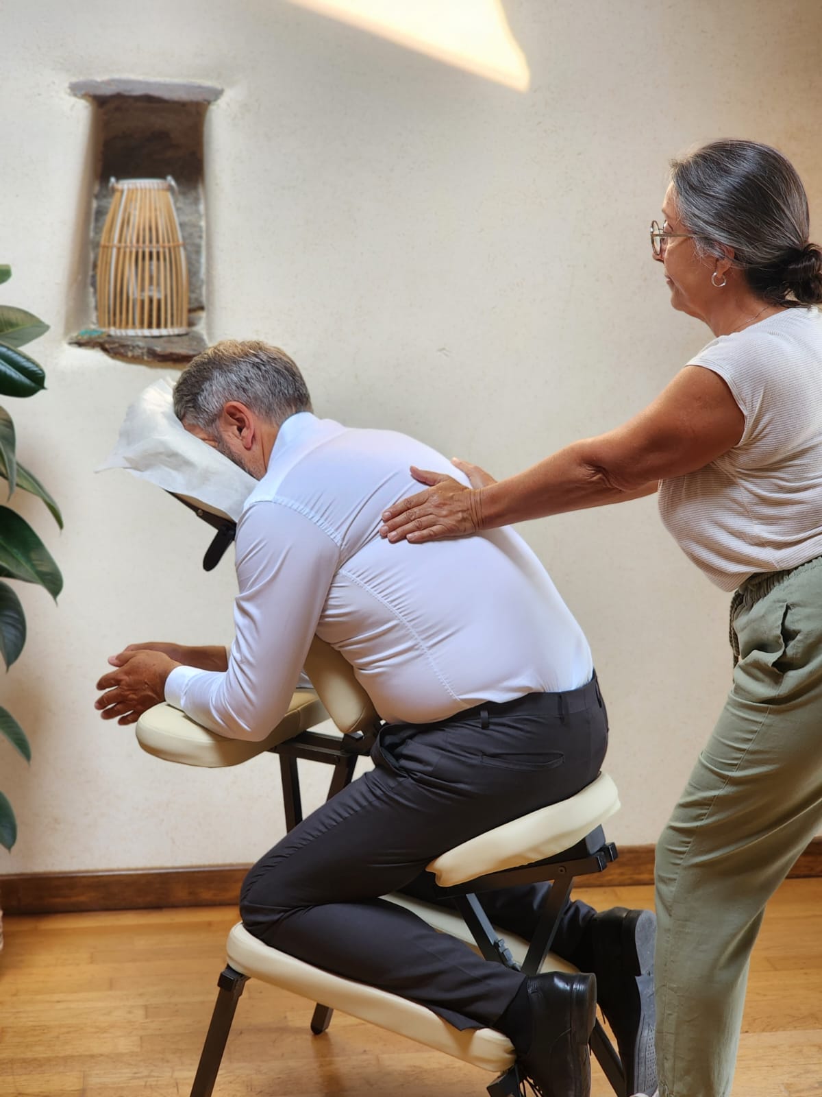 Massage assis Béatrice Fioleau